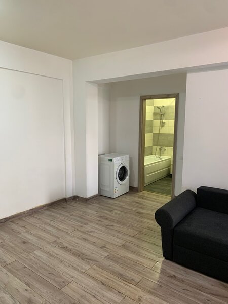 Drumul Taberei, Prelungirea Ghencea, strada Ciresari,