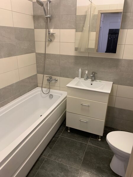 Drumul Taberei, Prelungirea Ghencea, strada Ciresari,